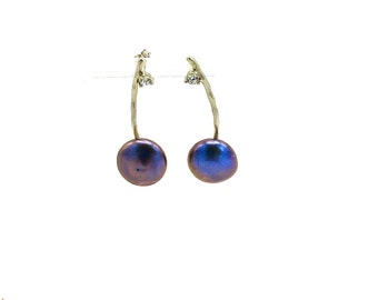 Gray Peacocked Coin Pearl Earrings