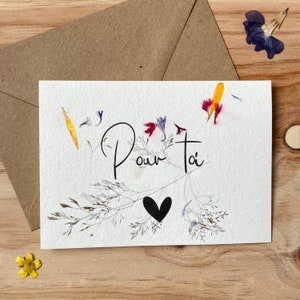 Cartolina poetica con fiori secchi "per te"