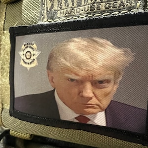 Parche moral con foto policial de Trump: parche personalizado con velcro de 2 x 3 pulgadas, ¡fabricado en EE. UU.!
