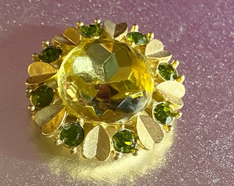 Avon Lovely Round Green and Yellow Rhinestone and Brooch