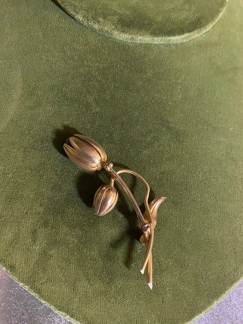 Gold Flower and Pearl Brooch
