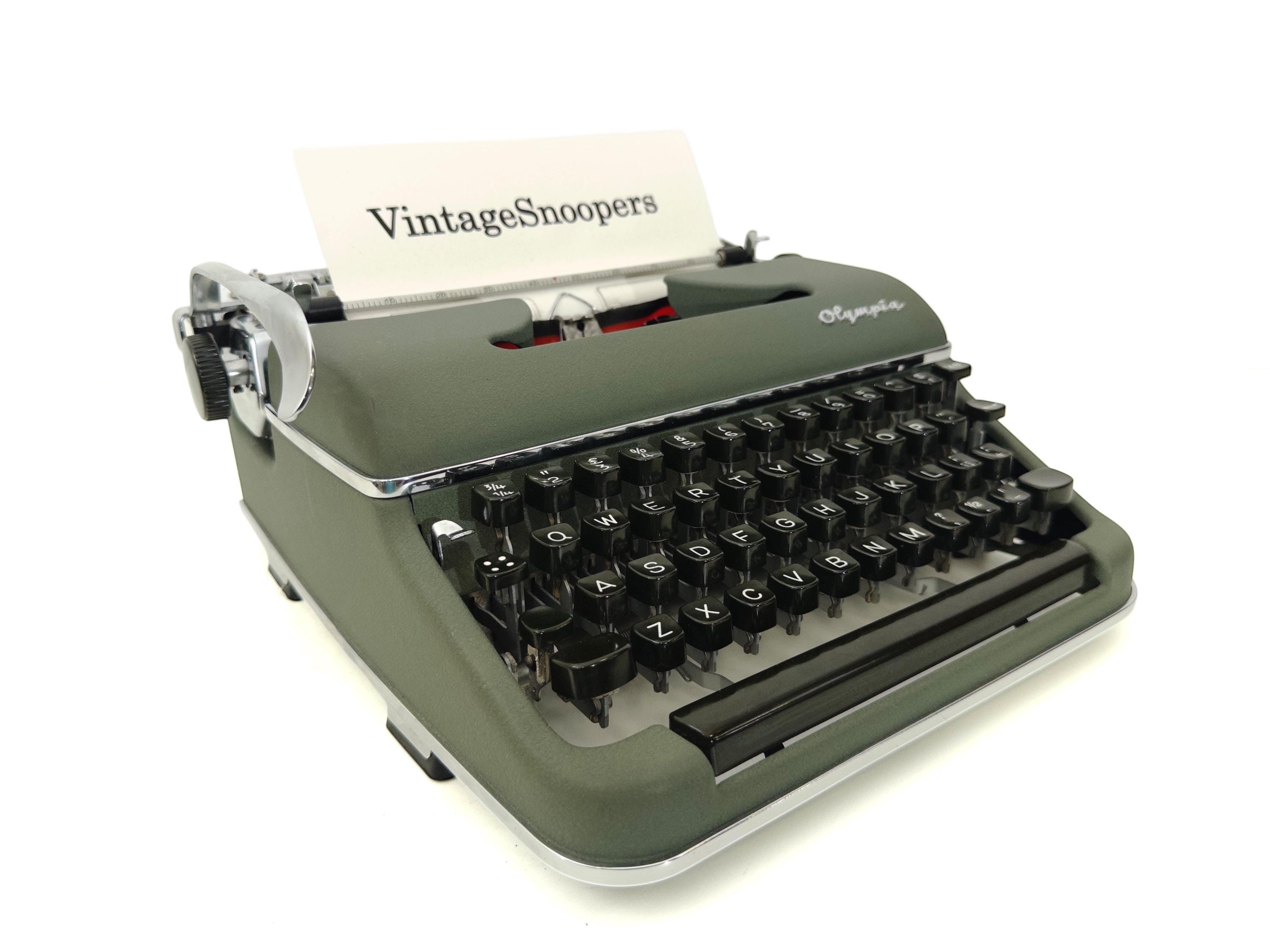 Royal portable typewriter 1960s - Etsy 日本