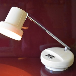 Space Age Rond NA-121 Kreo-Lite のプラスチックとスチールのテーブルランプ、1970 年代