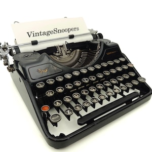 Continental 1940s, typewriter revised - Working + new ribbon QWERTY vintage portable typewriter