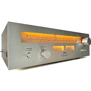 AKAI AT-2200 FM/AM tuner