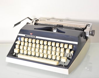 Triumph Gabriele 35 Working + new ribbon vintage typewriter Made in West Germany 70s