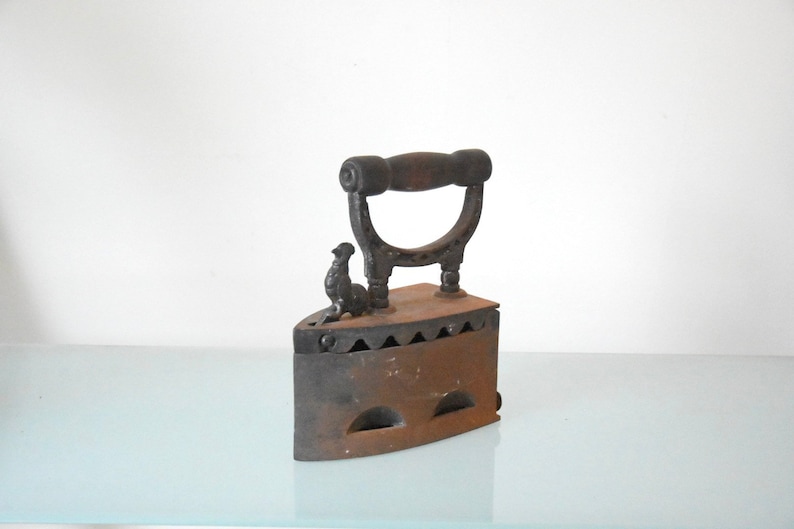 Vintage Cast Iron Sad Coal Fired Clothes Press Iron With Rooster Latch Collect Made in Czechoslovakia