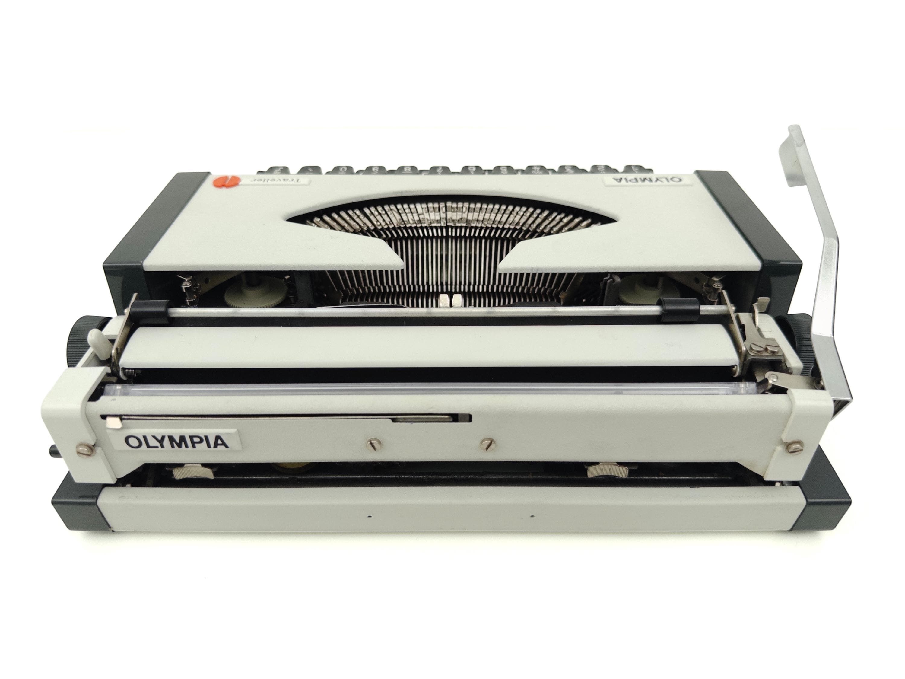 オリンピア トラベラー、改良型タイプライター - 動作 + 新しいリボン