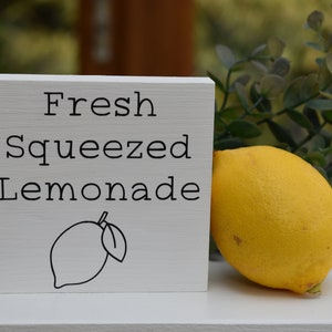 Fresh Squeezed Lemonade mini painted sign, summer tiered tray sign, farmhouse lemon decor, rustic wood sign image 2