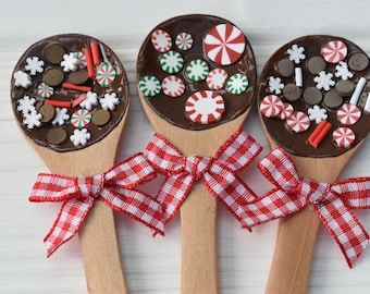 Christmas chocolate dipped spoons, Hot chocolate station decor, Christmas tiered tray decor, Farmhouse Christmas kitchen decor gifts