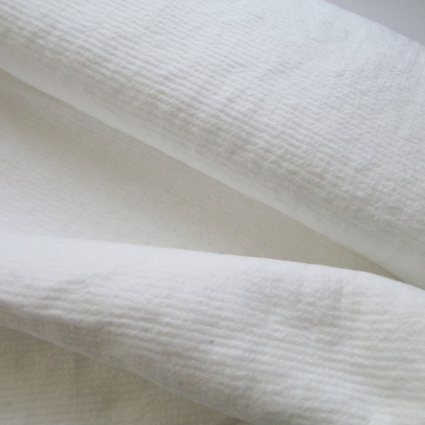 Pellon White 100% Cotton Quilt Batting - Bateo de acolchado de algodón con Scrim estabilizador, artesanía, guardería, ropa y edredones