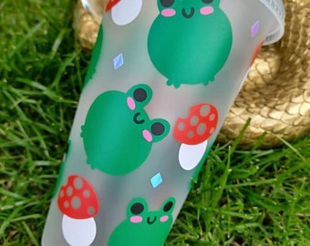 Reusable Frog and Mushroom Tumbler- Frosted tumbler 24oz- cottagecore Decore - Alternative birthday gift