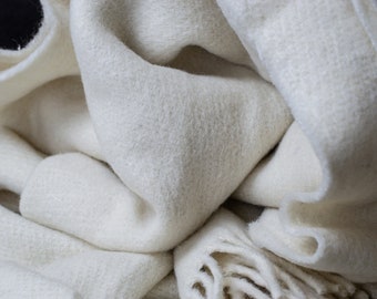 Koc 100% wełny: miękki pled, naturalna, oddychająca krata