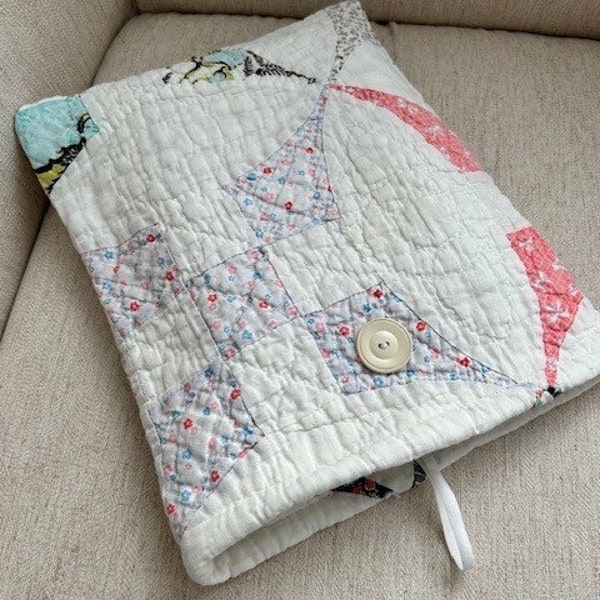 Book/Bible  Lovers Gift, vintage quilt book case, book holder, Bible holder, Bible Sleeve, book bag, book sleeve, book protector.