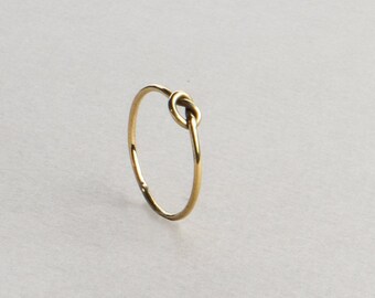 Fijne ring met knoop gouden handgemaakte pretzel