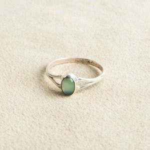 Small green onyx ring with oval stone made of 925 sterling silver handmade