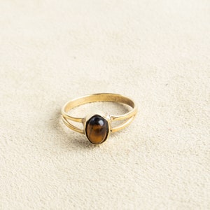 Small tiger's eye ring handmade with oval stone