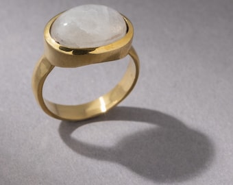 Large moonstone ring with oval stone gold