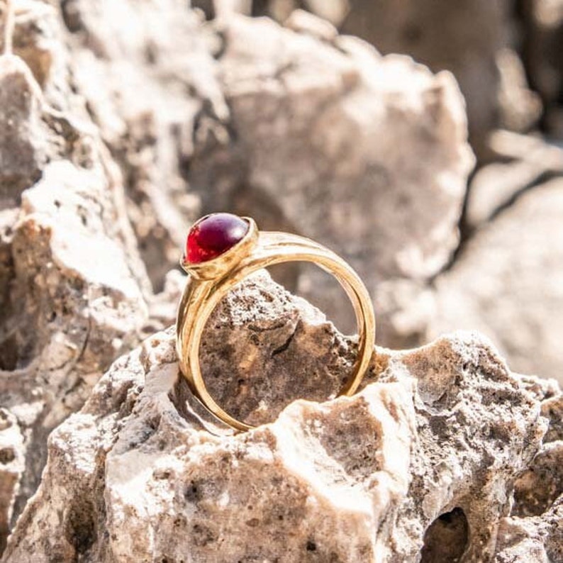 Natural oval garnet signet ring image 2