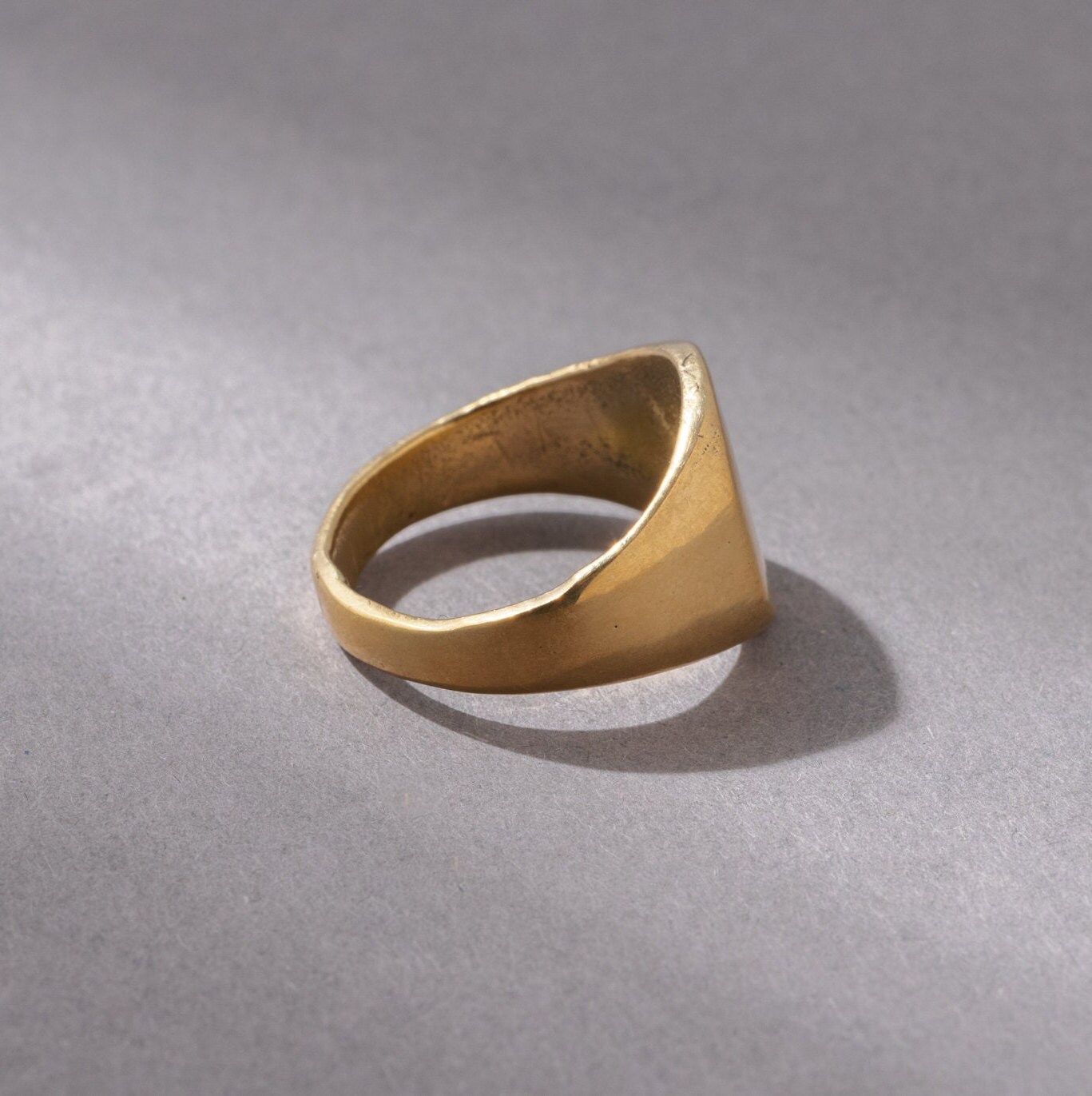 指輪・リング Signet Ring - In Gold We Trust - Gold - Brass 関税込み】Signet Ring - In Gold We Trust - Palladium - Bra
