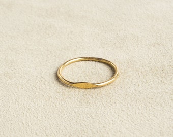 Fine small gold signet ring handmade