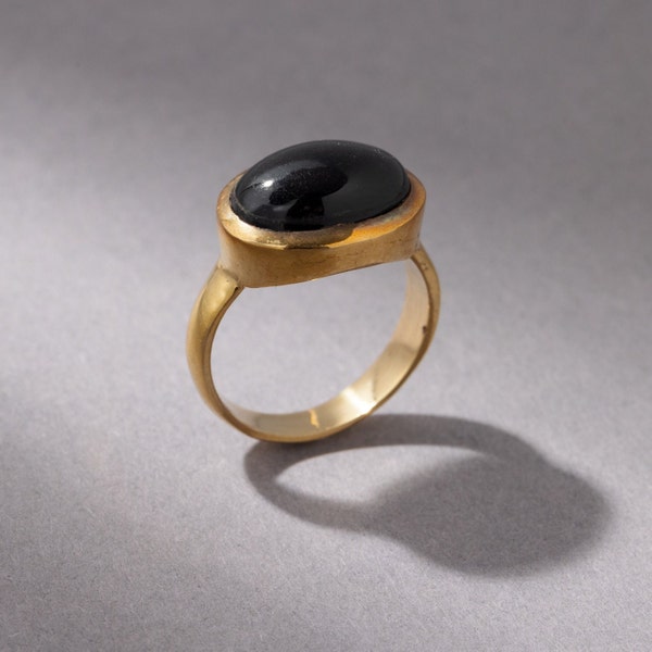 Großer schwarzer Onyx Ring oval