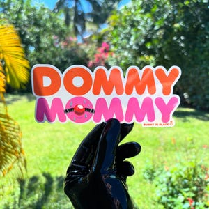 Pegatina de Dommy Mommy