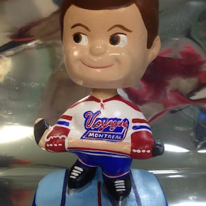 AHL Montreal Voyageurs bobblehead by Catman&#39;s classic bobbing head 1970s edition nodder hand painted