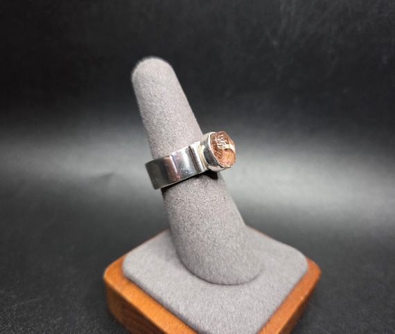 Beautiful Lilly Barrack ring - image 2