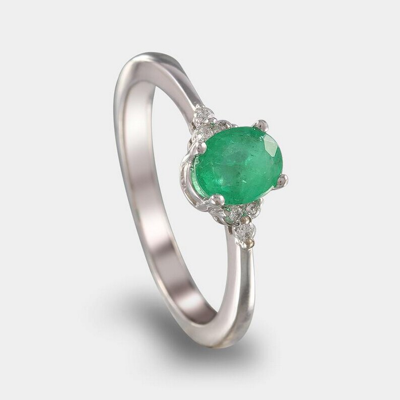 Personalized Ring Custom Ring,Gift For Her Wedding Ring 925 Sterling Silver Ring Natural Emerald Ring Emerald Unique Ring Vintage Ring
