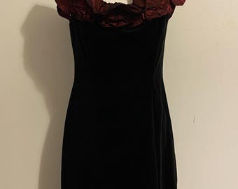 Opera by Richards Evening Dress size 14*
