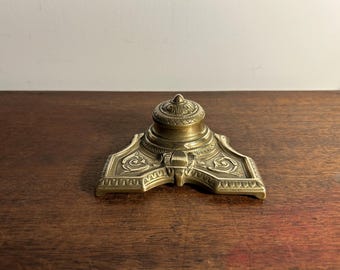 Suporte para tinteiro de latão