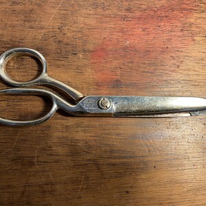 Richards Golden Age Pinking Shears