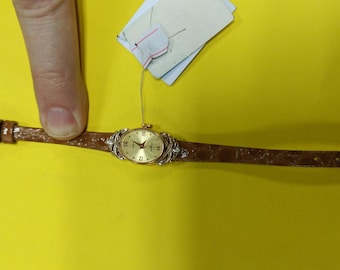 Rare Gold 14 ct vintage new watch for woman 2005