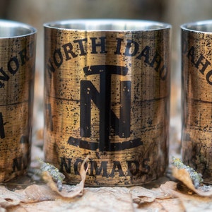 Taza de camping de acero inoxidable de doble pared North Idaho Nomads con mango de mosquetón imagen 6