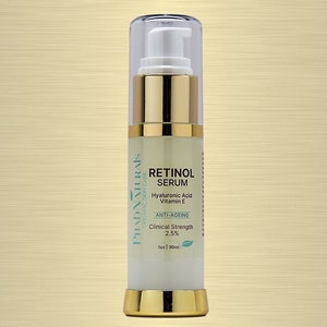 Retinol Serum with Hyaluronic Acid & Vitamin E Natural Anti-Aging Facial Care, 2.5% image 1