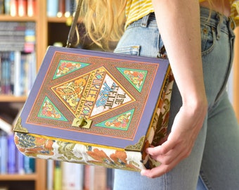 CELTIC ART - Courtney Davis / Livre-Sac en VRAI livre recyclé, pièce unique *Booklover gift*Cadeau littéraire*Eco-friendly*