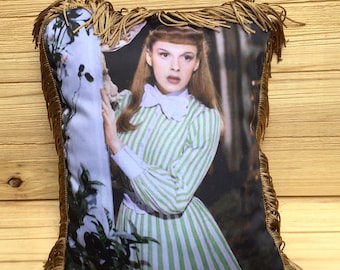 Meet Me in St. Louis Pillow - Handmade Classic Movie Art Pillow (with Fluffy Stuffing) Judy Garland, Old Movies