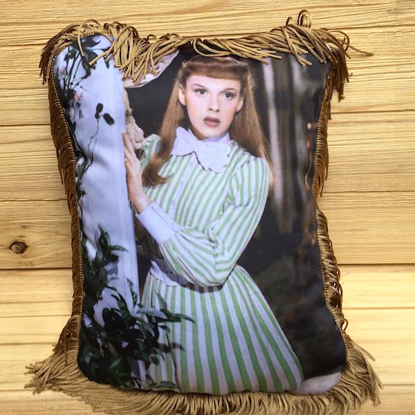 Meet Me in St. Louis Pillow - Handmade Classic Movie Art Pillow (with Fluffy Stuffing) Judy Garland, Old Movies