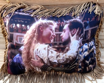 Shakespeare in Love Pillow - Handmade Classic Movie Art Pillow (with Fluffy Stuffing), Joseph Fiennes, Gwyneth Paltrow