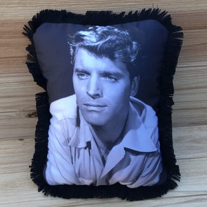 Burt Lancaster - Handmade Classic Movie Art Pillow (with Fluffy Stuffing)