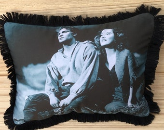 Wuthering Heights Pillow, Laurence Olivier & Merle Oberon, Handmade Artisan Classic Movie Art Pillow (with Fluffy Stuffing)