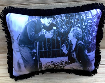 City Lights Pillow, Charlie Chaplin & Virginia Cherrill, Handmade Classic Movie Art Pillow (with Fluffy Stuffing)