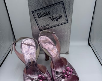 Vintage 1960s 70s  Blums Vogue Chicago IL pink metallic foil pumps high heels size 7N