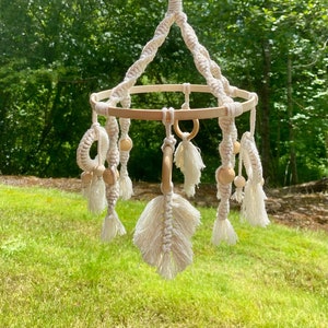Macrame mobile | Nursery decor | Baby shower gift | Baby mobile | Handmade mobile