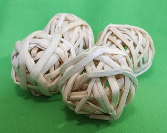NATURAL Small 2" Bamboo Wicker Ball (4) Toy for Birds/Parrots - Conure, Quaker, Parrotlet, Senegal, Pionus, African Grey etc. Foraging Foot