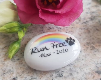 Pet Memorial, Personalised Run Free Over Rainbow Bridge, Dog Bereavement, Pet Loss Pocket Pebble, Dog Lover Gift, Beloved Cat,