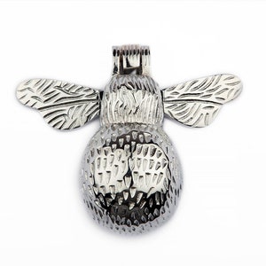 B&m - Solid Brass Bumble Bee Door Knocker Nickel Supplied With Matching Fixing Screws