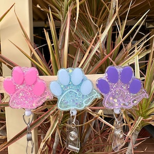 Paw print badge reel/ vet badge reel/veterinarian badge reel/animal badge reel/paw print stethoscope badge reel