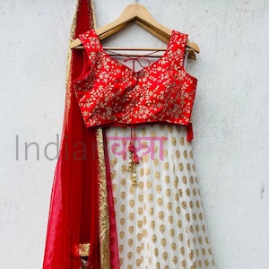 White Lehenga Choli: Georgette Indian Wedding Party Wear
